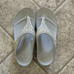 Elegant Crocs sandals, size 8